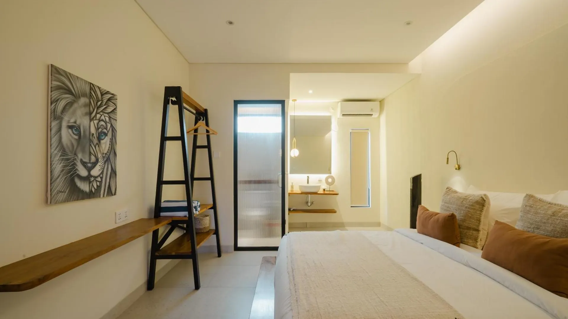 빌라 Casa Yellowstone 4Br - Seminyak 인도네시아