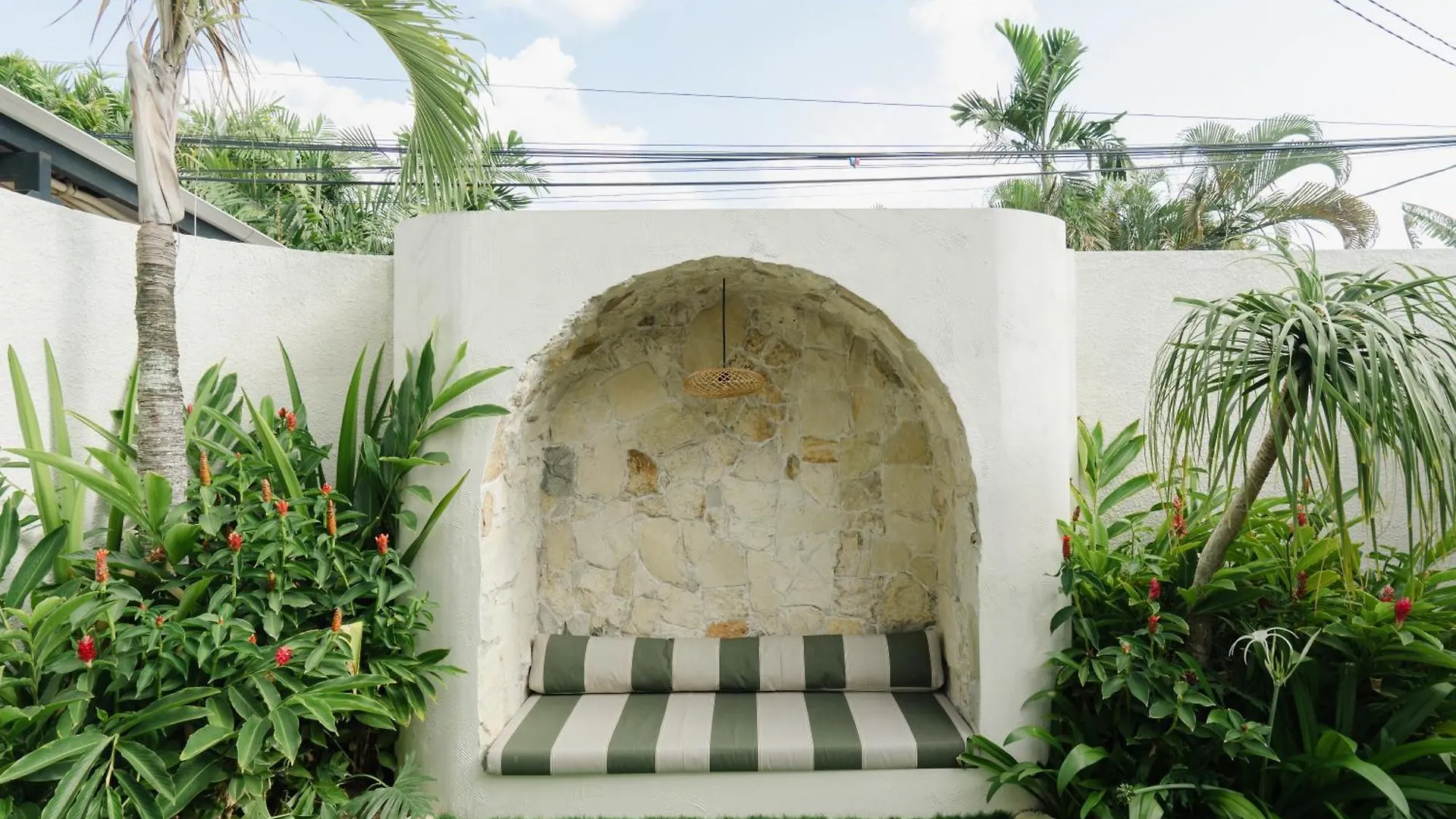Casa Yellowstone 4Br - Seminyak Indonesia